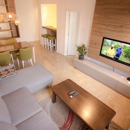 Appartement Arena lux à Belgrade Extérieur photo