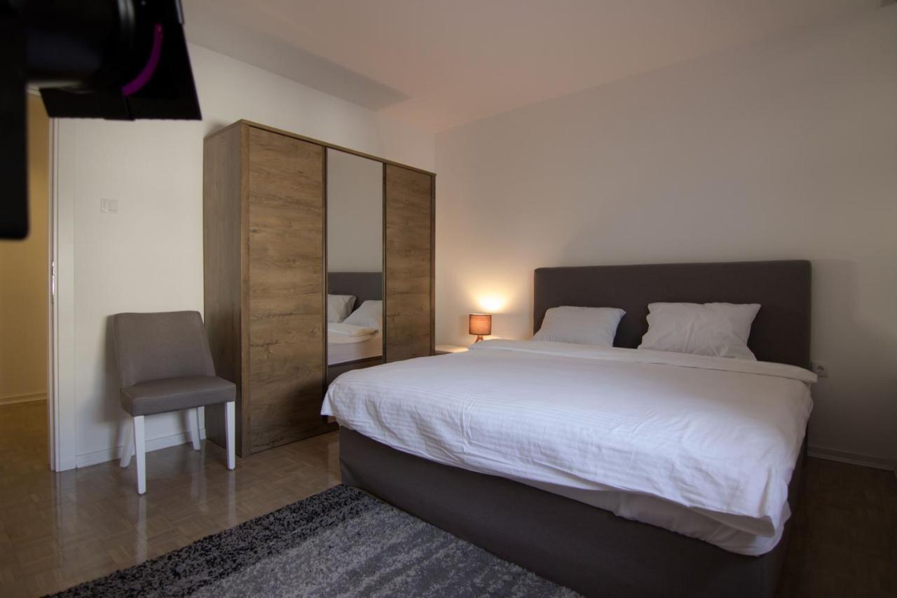 Appartement Arena lux à Belgrade Extérieur photo